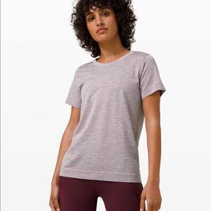 Lululemon Swiftly Relaxed Short Sleeve 2.0 - dapple dot slate/fuschia multi